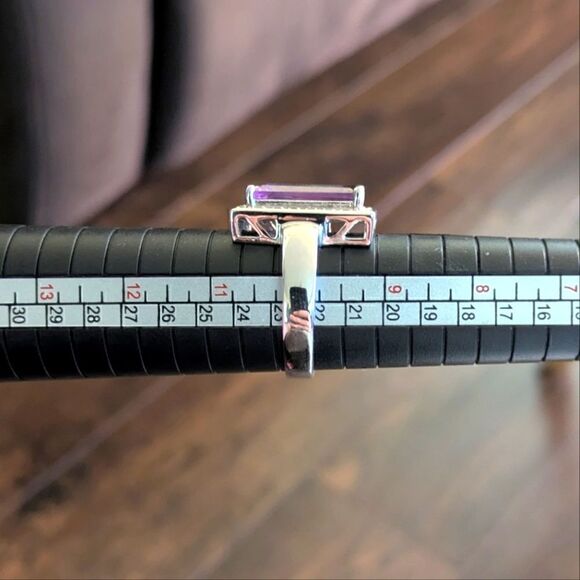 Size 10 Silver Plated Ring with Huge Purple Cubic Zirconia and Faux Diamonds - Picture 7 of 7